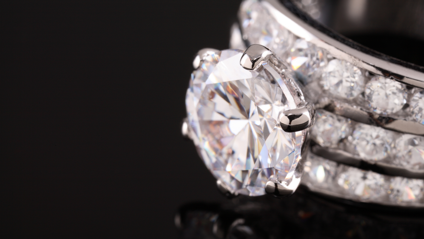 What is a Diamond Accent Ring?