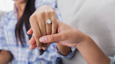 Is a Promise Ring an Engagement Ring?