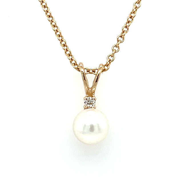 Pre-Owned 14k Yellow Gold Pearl & Diamond Pendant